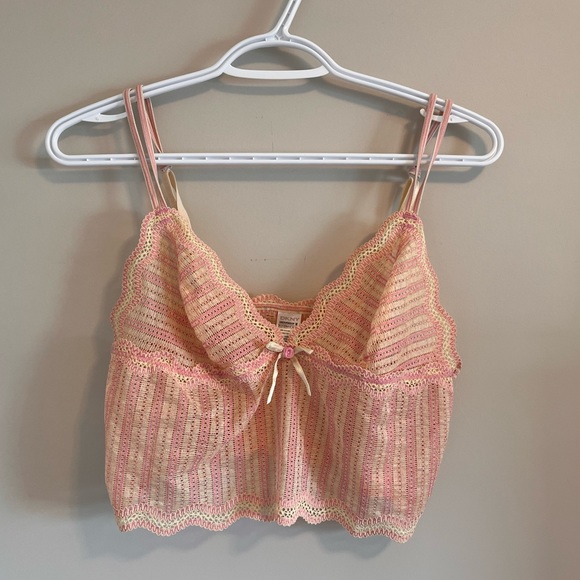 DKNY Sheer Lace Crop Top - Picture 6 of 8